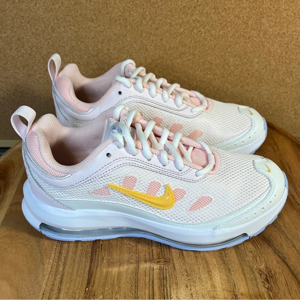 Nike Air max AP W
NWOT - Picture 3 of 9